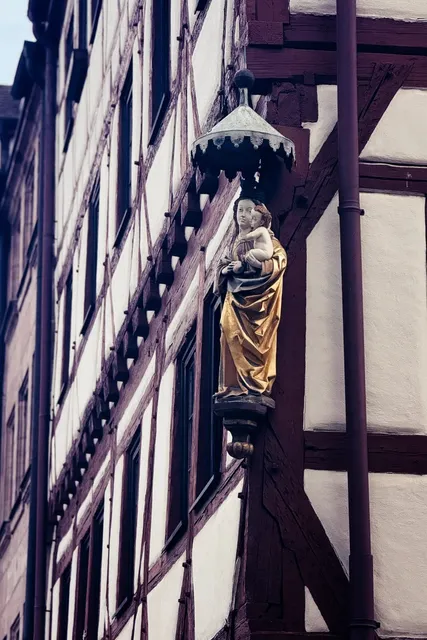 🇩🇪 Nuremberg: A 15°C Summer Sonnet