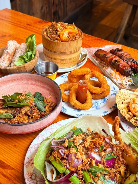 🇬🇧 VietFood: London’s Must-Try Vietnamese Gem! 🍜✨  