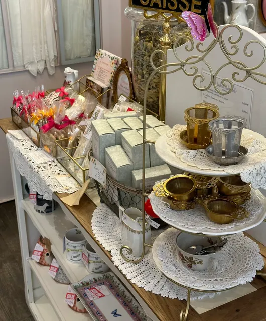 France | Don't Miss This Beautiful Afternoon Tea in Paris 👍