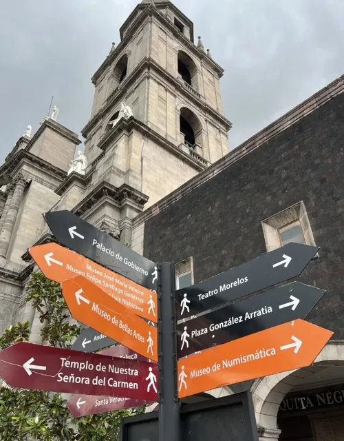 Half-day Cultural Walking Tour in Toluca City