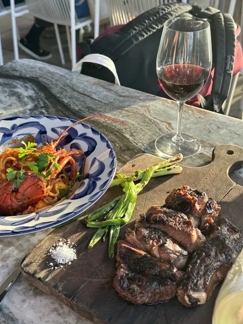 Los Angeles Delights Under the Sunset 🌇🍷