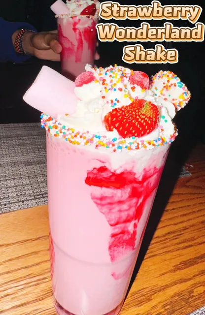 🇿🇦 What to Eat in Johannesburg: Mike's Heritage House 🍽️✨