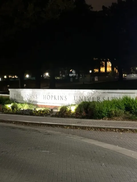 Baltimore Travel Guide 🏖️ JHU & Inner Harbor 🦀️