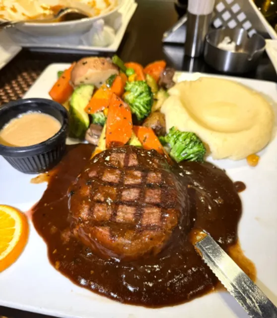 🌟 Cairo Food Pick: Sizzler (Steak House)