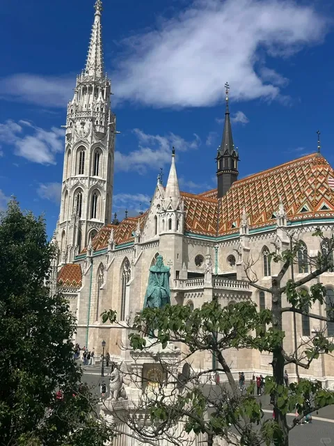 🇭🇺 7-Hour Budapest Layover Challenge: Eat, See & Conquer! ✈️🍖