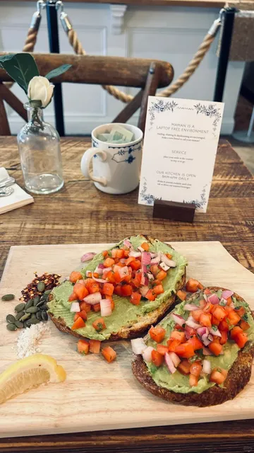 Visited the Hipster French Café ☕️ Maman