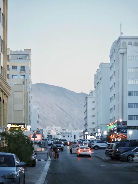 🇴🇲 2-Day Muscat, Oman Itinerary + Festival Survival Guide