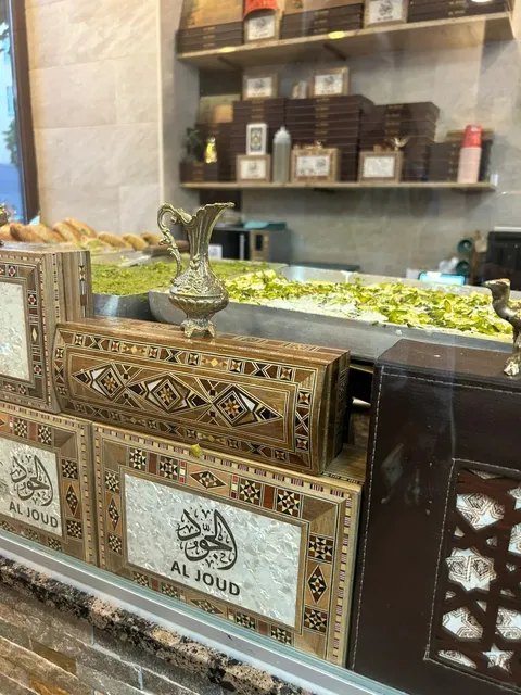 🤩 Berlin’s ABSOLUTE BEST Middle Eastern Mochi 🇩🇪