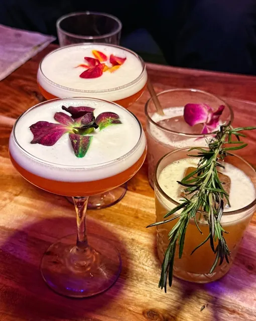 A Hidden Gem: Maya-Themed Cocktail Bar with a Speakeasy Vibe 🍹✨