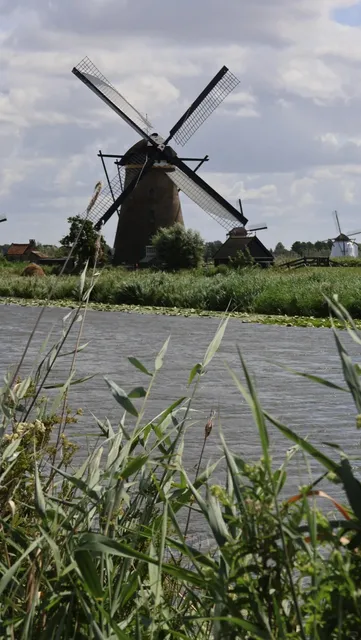 🇳🇱 Kinderdijk Windmills: A Dutch Fairytale