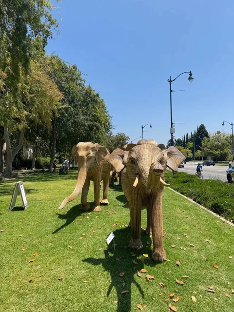 New Limited-Time Attraction! 100 Elephants Have Migrated to LA 🐘🌿