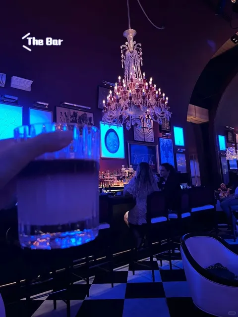 The Bar - Baccarat Hotel 🌟