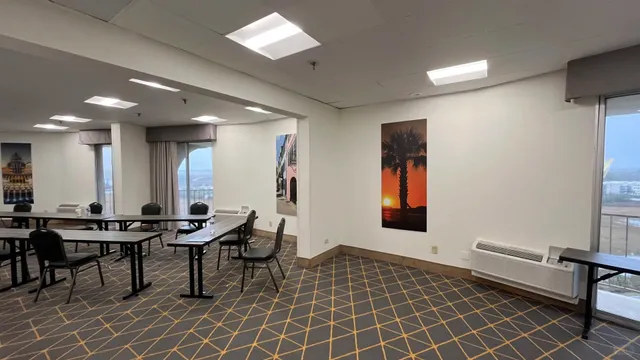 Charleston Travel Guide – Best Hotel with Stunning City Views