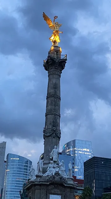 🗽📜 Travel Vignette: Ángel de la Independencia, Mexico City 🗽📜