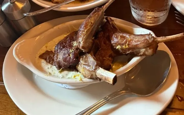 112 Eatery | A Cozy Culinary Landmark in Downtown Minneapolis 🍽️