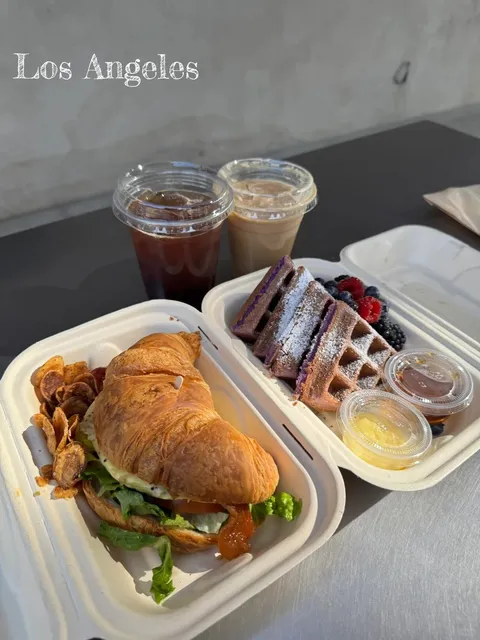 💛 LA Coffee Shop | Beautiful Sunshine at This Café 💛