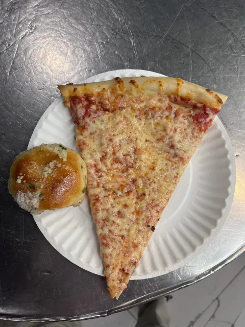 I Miss $1 Pizza – But It’s Still Amazing! 🍕💸