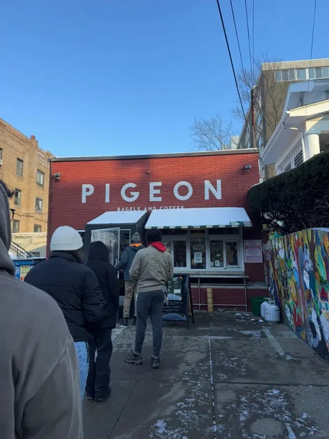 Pittsburgh 🐧 Bagels Worth Braving -11°C For! 🥶🥯
