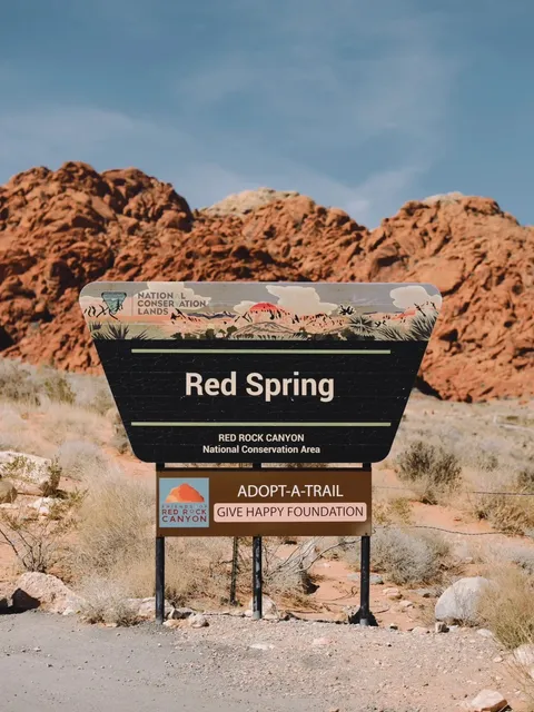 Where to Go on Weekends｜A Great Hiking Spot Near Las Vegas 🥾