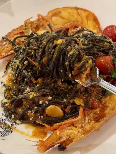 London | Princess Diana's Favourite Pasta at Da Mario 🍝