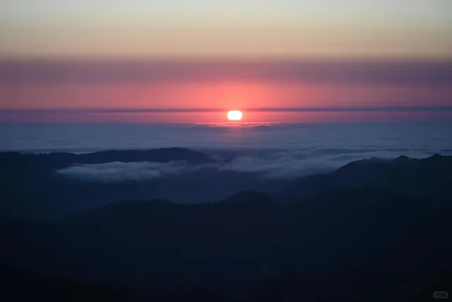 🌅 · ☁️ · 🌙 Mt Tamalpais: A Sunset Amidst the Sea of Clouds