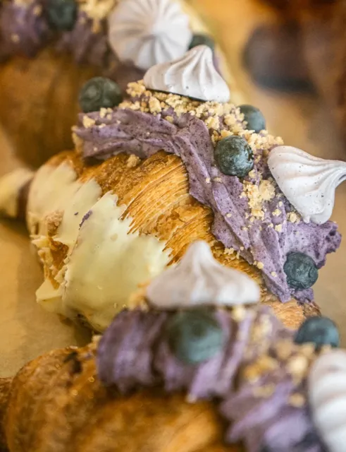  Your Friend is Eating Well in Boston Behind Your Back