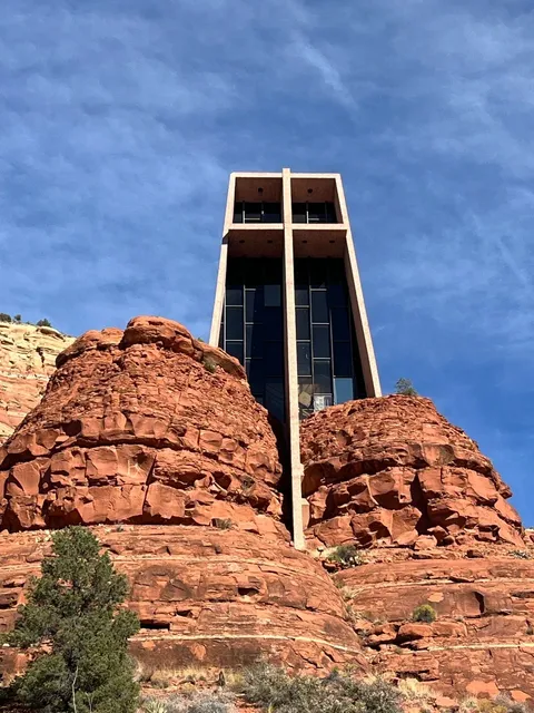  Chapel of the Holy Cross: Sedona’s Spiritual Gem 🏛️🌵