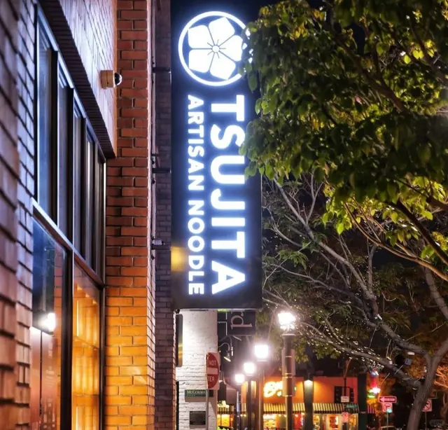 🇺🇸 LA's Famous "Tsukemen" at Tsujita 🍜