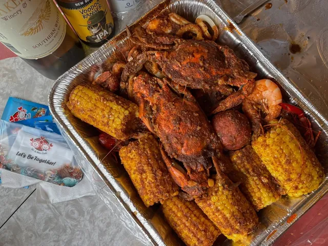 🇺🇸 Florida | Gainesville | Mr. & Mrs. Crab 🦀🦞