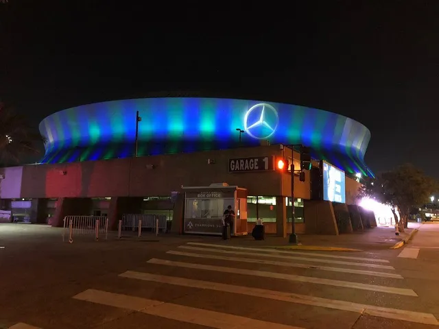 💖 We Love Le Pavillon! | A Palace Experience in NOLA 💒