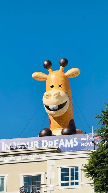 ✨ LA's Ultimate Christmas Vibe｜Americana at Brand