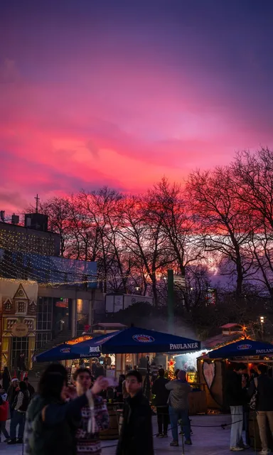 Seattle Exclusive! Christmas Market Under the Flaming Sky