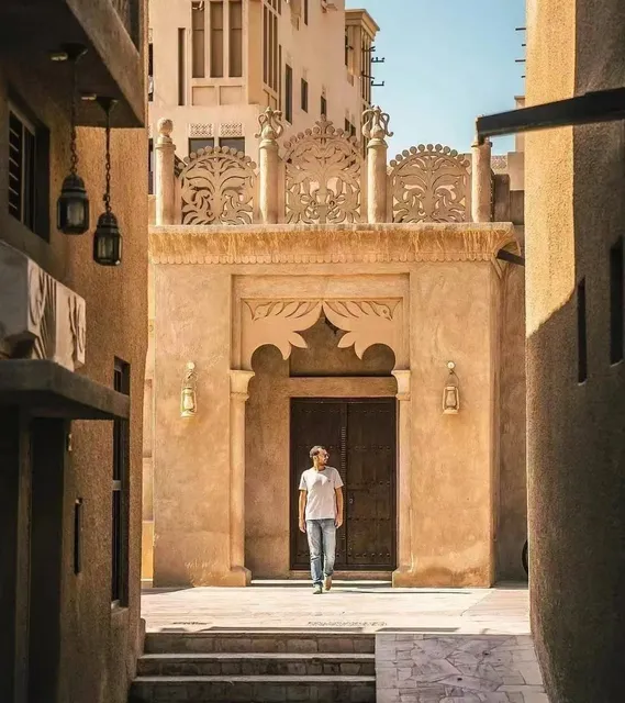 Immerse in the Al Fahidi Historical District
