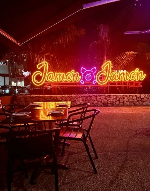 San Juan Notes | Spanish Flavor in the Courtyard