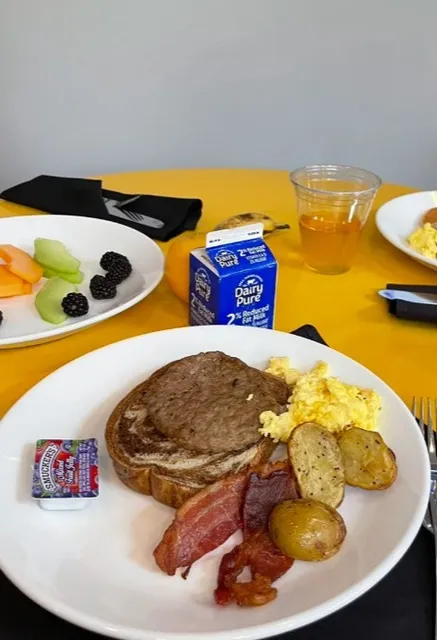 🌟 Renaissance Minneapolis Hotel | Sophisticated Comfort in the City