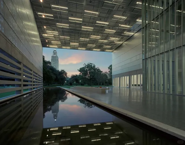 City Walk: Baton Rouge, Louisiana’s Capital 🏛️