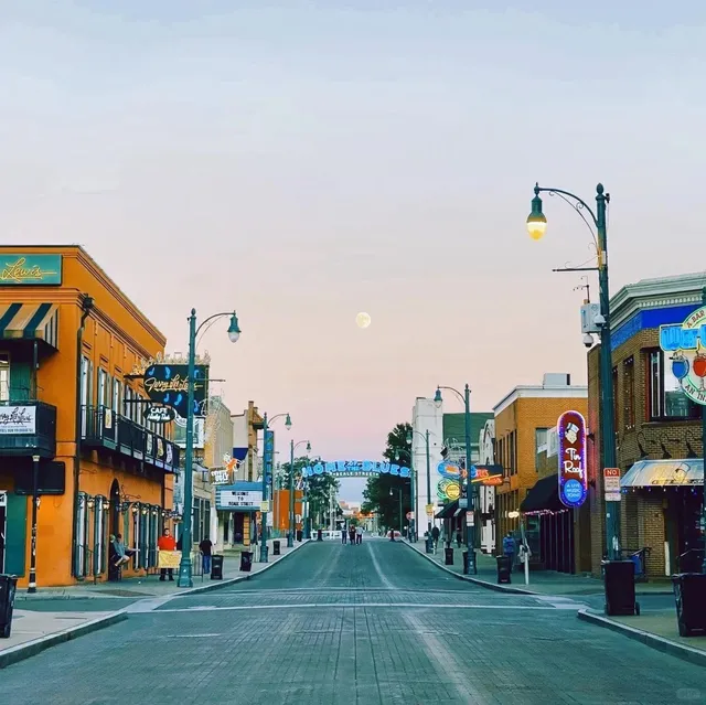 🇺🇸 Half-Day Trip to Memphis, Tennessee 🚗💨