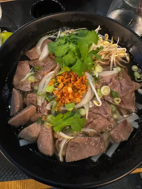 Recommend a Vietnamese Restaurant in Marseille for Pho Lovers!