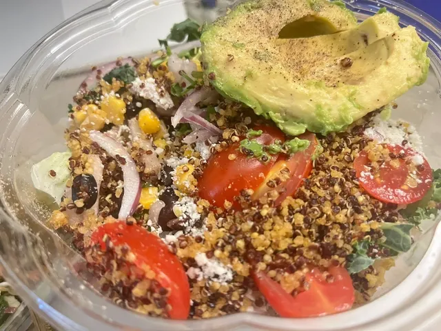 LA｜Super Tasty Salad Spot in Los Angeles! 🥗💚