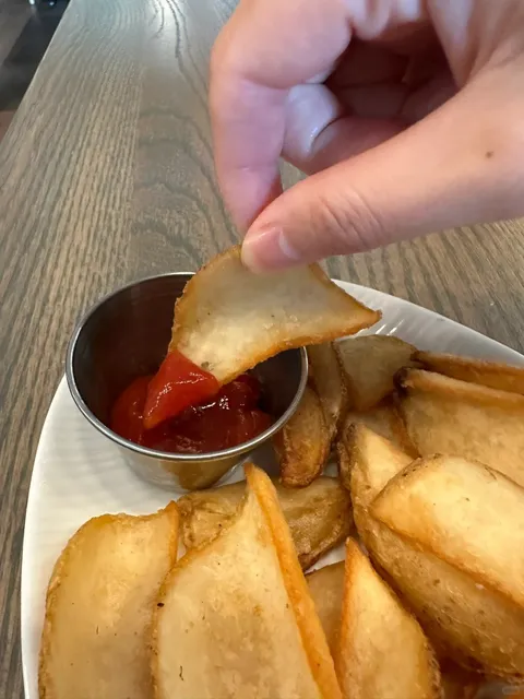 New American Eatery in Downtown Chicago — Bijan’s 🍔