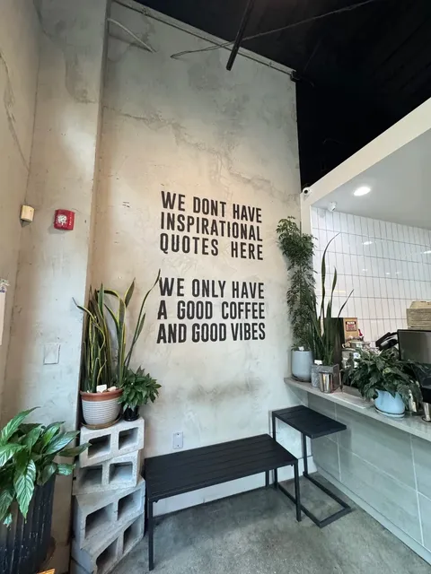 ☕️ Where to Drink in ATL – Café Comma Review! 🌟