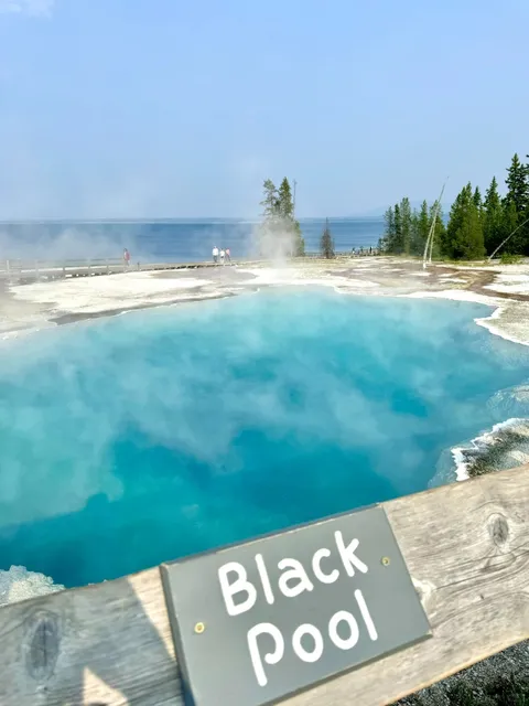 Yellowstone National Park: A 72-Hour Offline Immersive Experience 🎨
