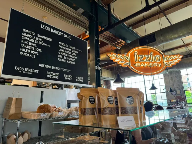 🥐 Denver Bakery Review — Izzio Bakery