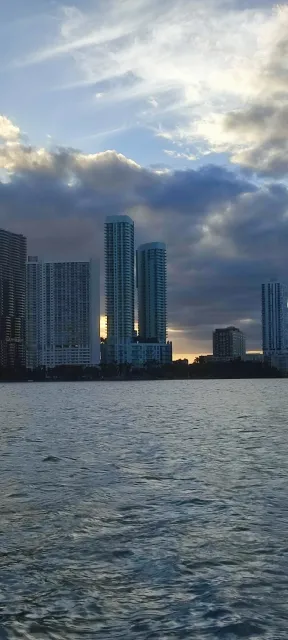 An Unforgettable Miami Experience! 🎉⛵