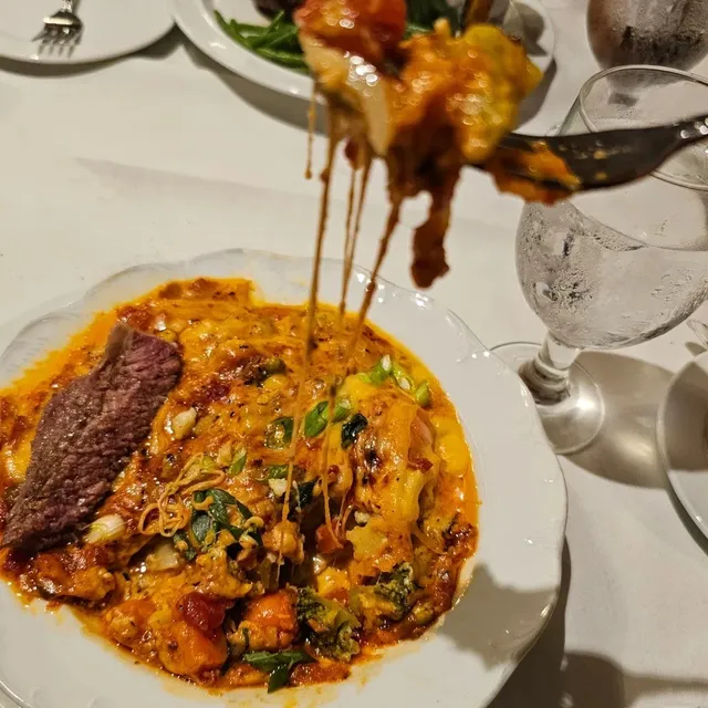 🇨🇦 Tried the best lasagna of my life in Waterloo