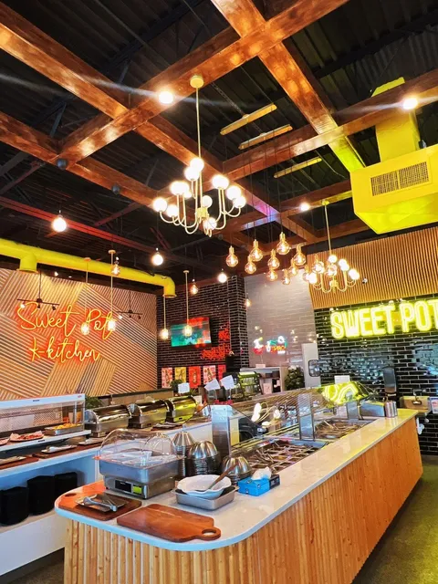 🍜 Sugar Land’s HOTTEST Korean “Mala Tang” Buffet 🏟️