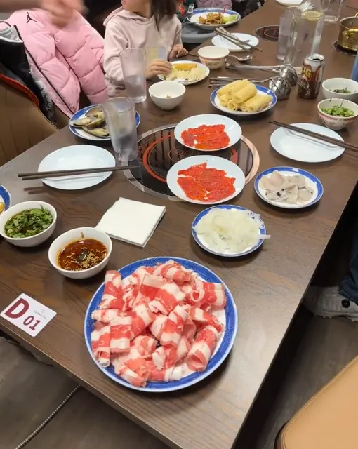 🇨🇦 Saskatoon’s New Hot Pot Have