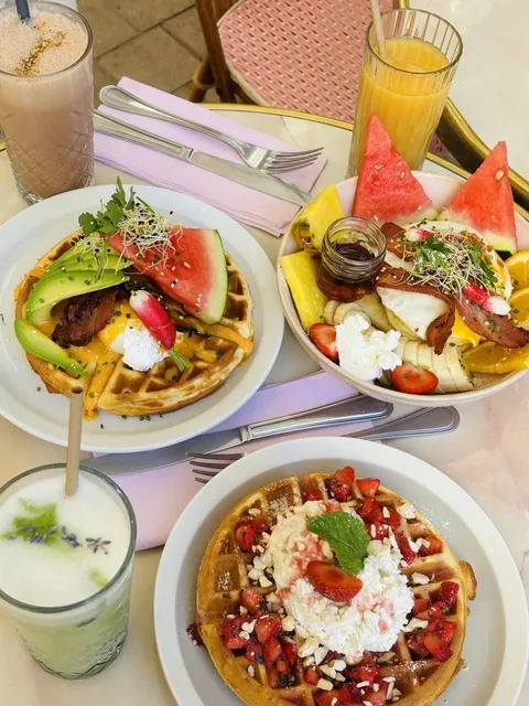 Must-Try Brunch Spot in Marseille