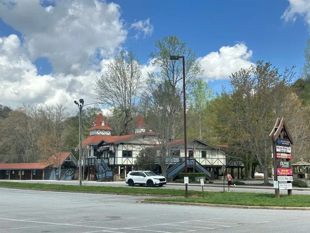 🌲 North of Atlanta | German-Themed Town Helen & Surrounding Day Trip