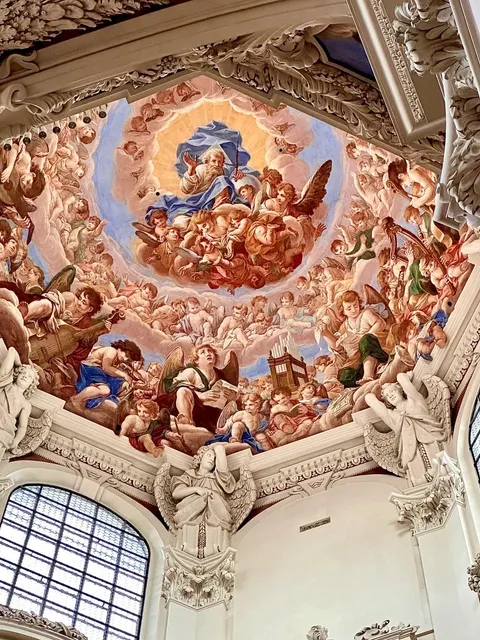 Passau | The Dazzling St. Stephen's Cathedral ⛪✨